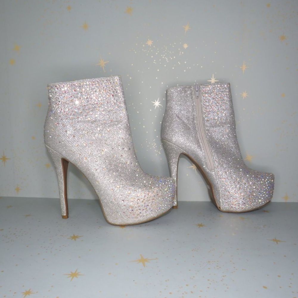 Lauren Lorraine Designs | Silver Crystal Naomi Boo